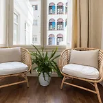 Divino Boutique סיטגס